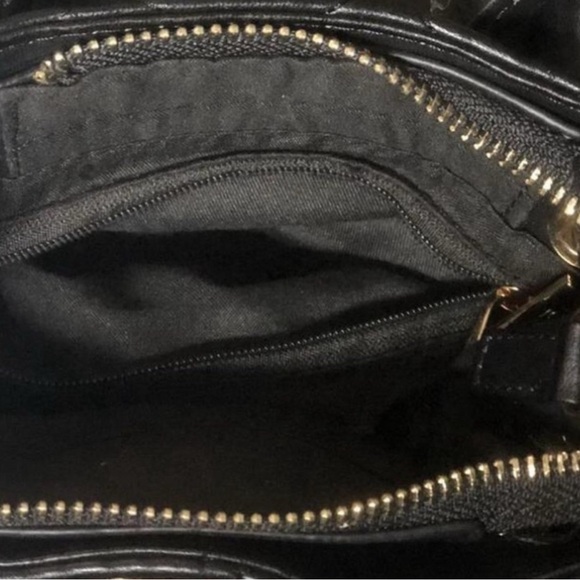 Bagdley Mischka Mini Black Quilted Handbag/Shoulderbag with Gold Accents & Lock - Picture 4 of 4